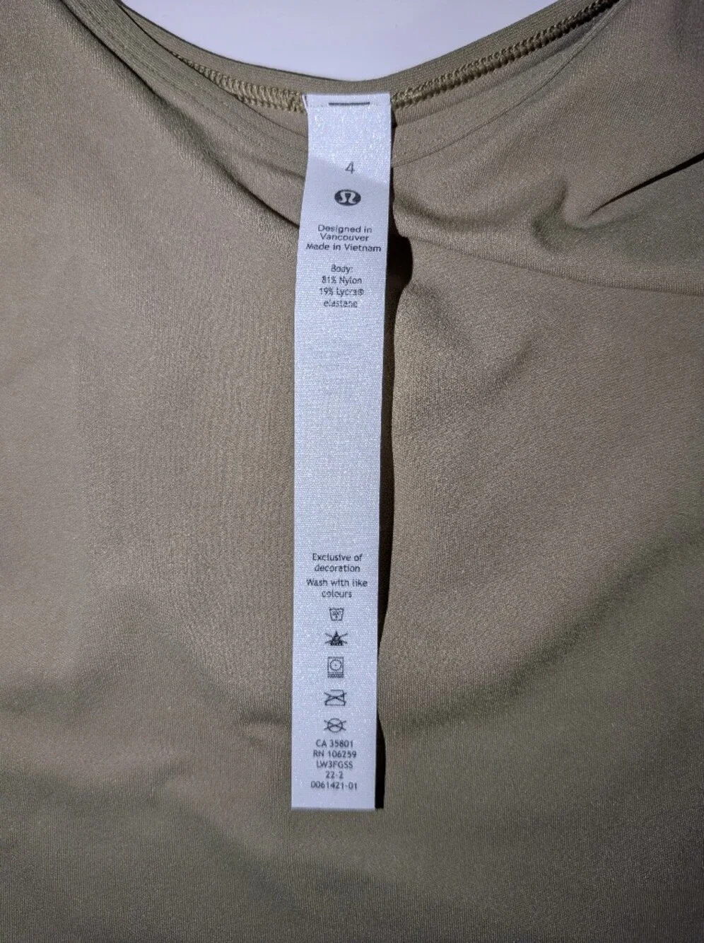 lululemon athletica scoop neck